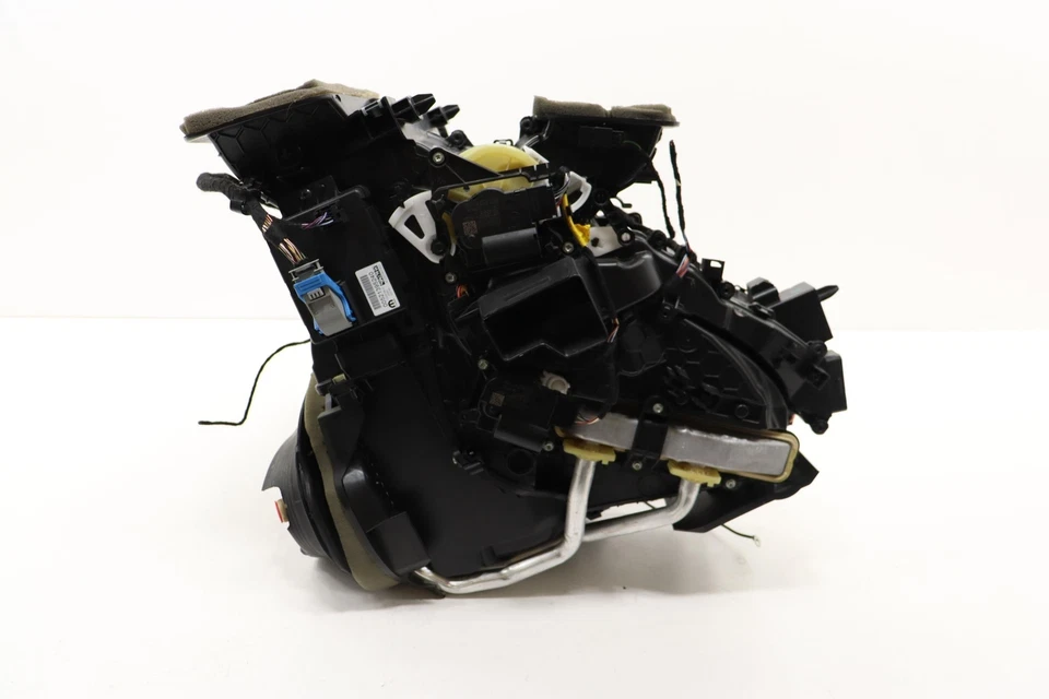 2019 - 2021 JEEP RENEGADE 2.4L HVAC CLIMATE HEATER CORE BLOWER MOTOR HOUSING OEM - Image 2 of 4