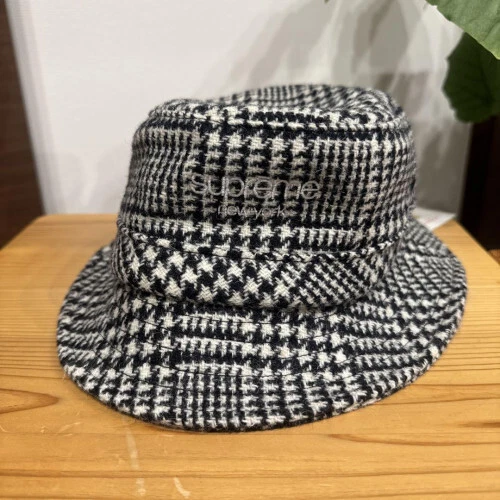 Brand new, unused Supreme Harris Tweed bucket hat S/M
