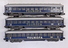 TT gauge three car passenger set (lot 3930)