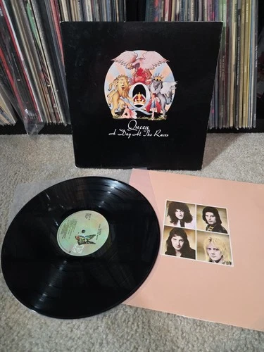 Queen A Day At The Races Lp Vinyl 1976 1st 'Sterling' Press W/Insert/Gatefold EX