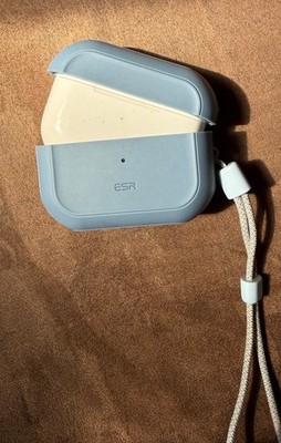 Apple AirPods Pro 2nd Gen w/ MagSafe Wireless Charging Case A2698