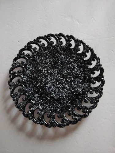 Vtg. L.E. Smith Black Milk Glass Plate, Lattice. Confetti Splash Pattern