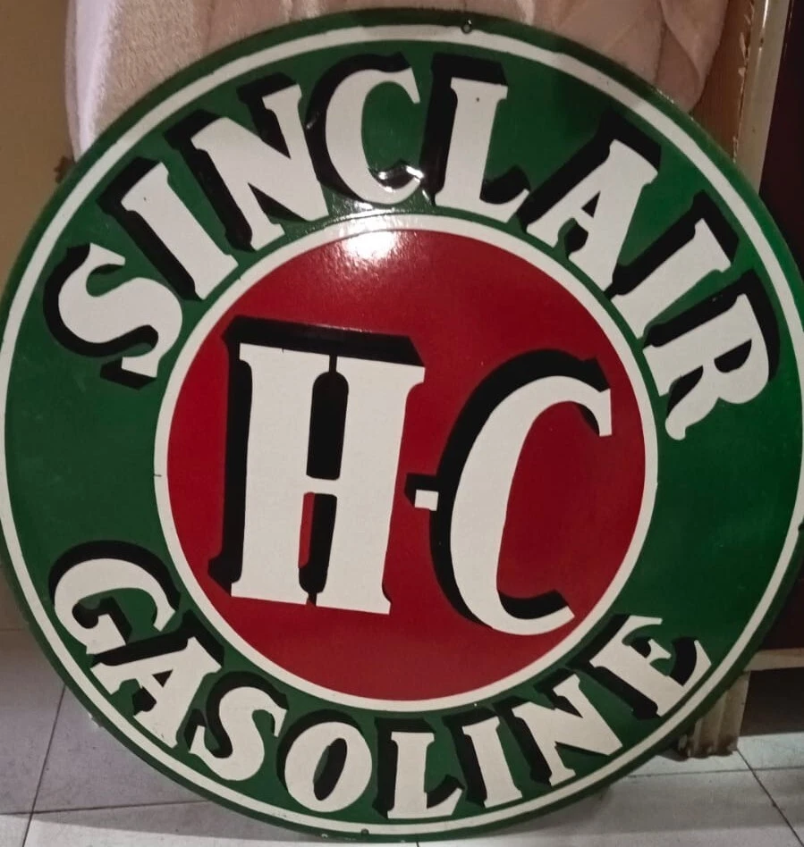 Sinclair H.C Gasoline  Rare Porcelain Enamal Heavy Metal 30  inches Single Side - Image 2 of 4