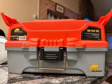 Plano 6201-78 One-Tray Tackle Box With extras 2 jitterbug 1 buzzbait hasps/hooks