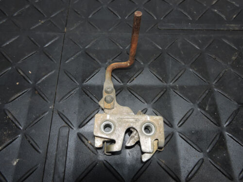3032E JOHN DEERE - Hood Latch, Lever & Hardware - LVU20386 LVA20999 3038E #32 - Foto 5 di 7