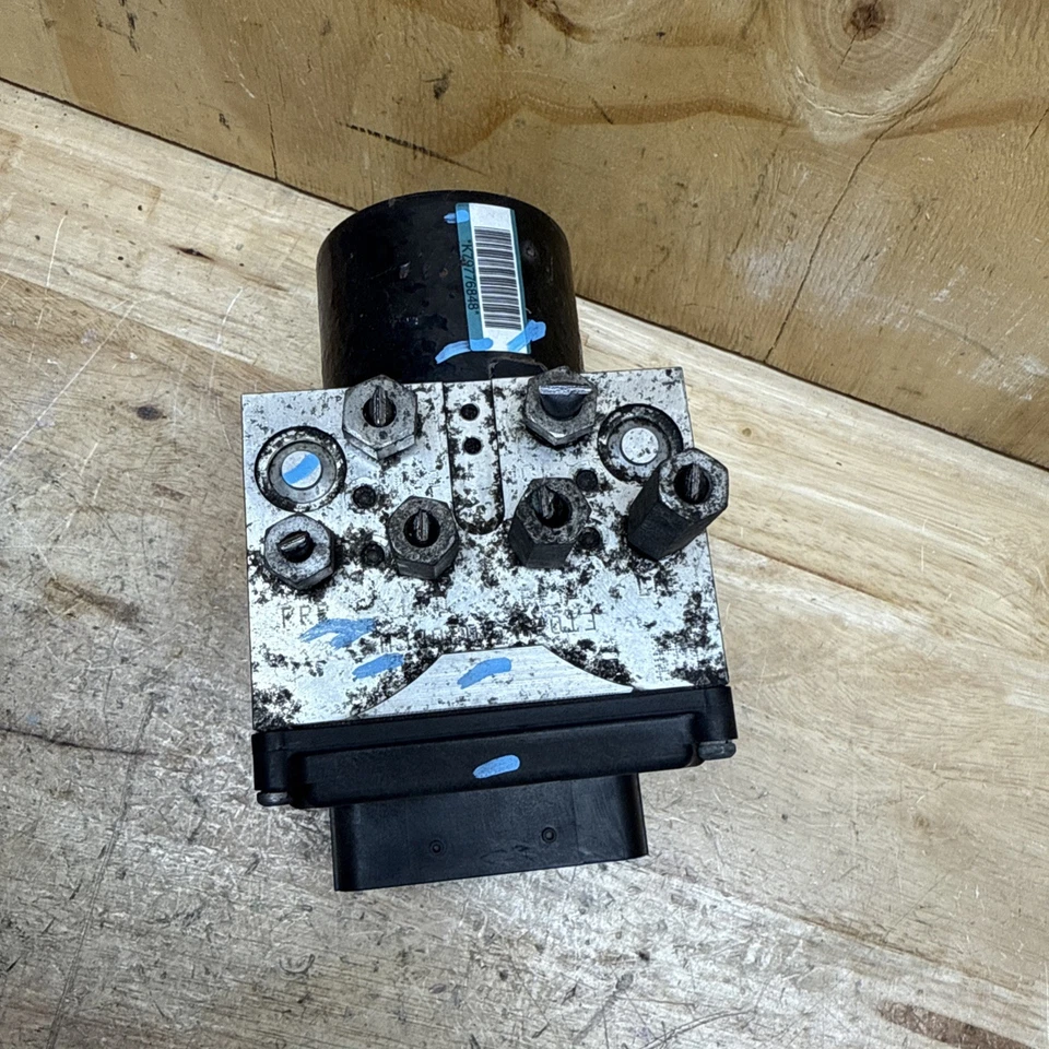 2011-2014 Ford E150 E250 E350 Van ABS Anti Lock Brake Pump BC24-2C405-CB Foto 2 de 4