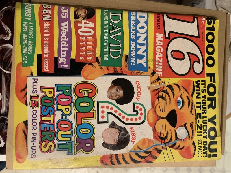 16 Magazine October 1972