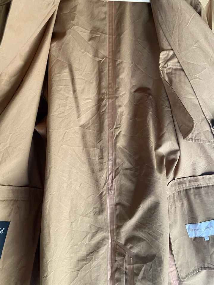 Abrigo de cubierta de válvula VC blanco privado Foto 3 de 4