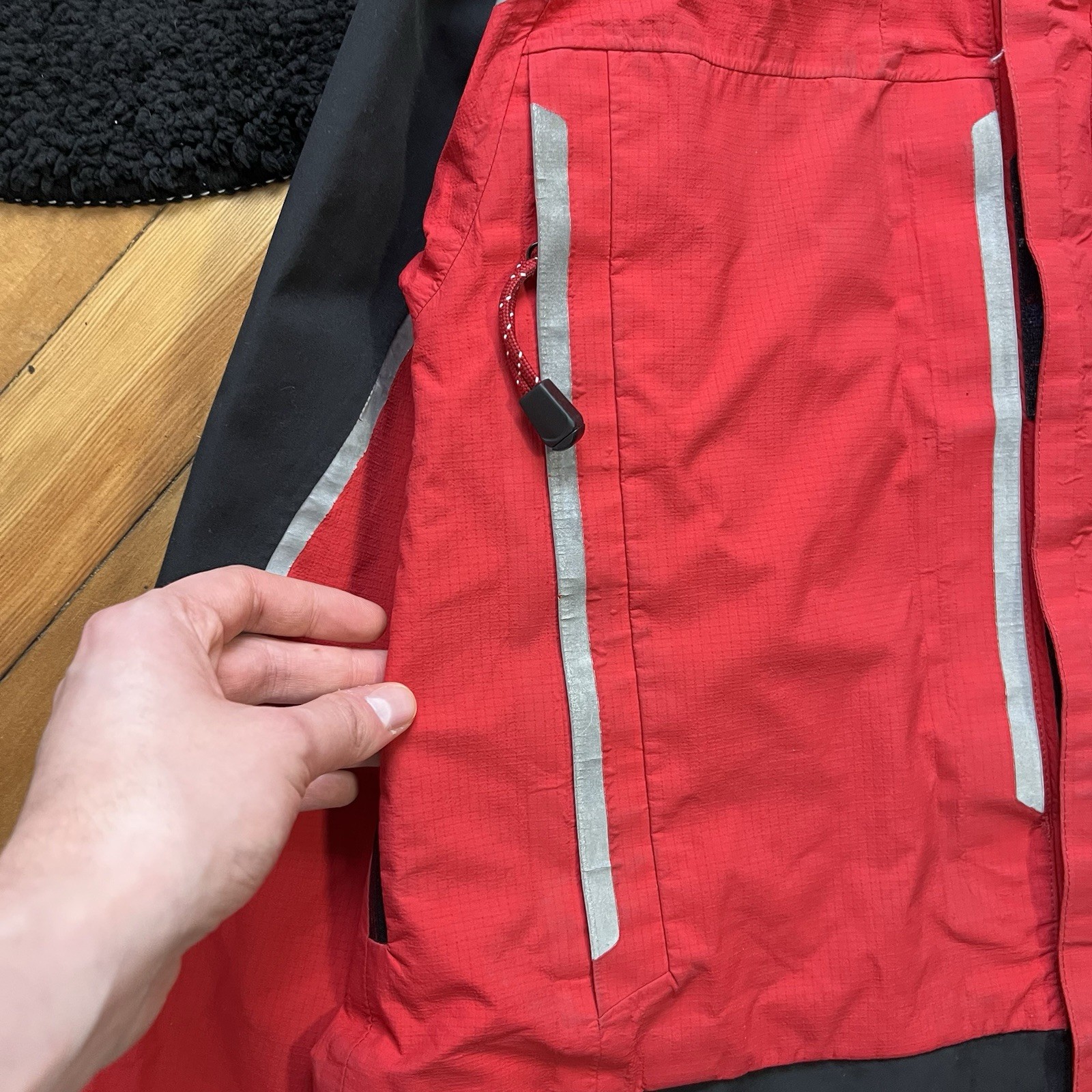 Mountain Equipment Red Kongur Gore-Tex Pro Shell Waterproof Hooded Jacket image 7