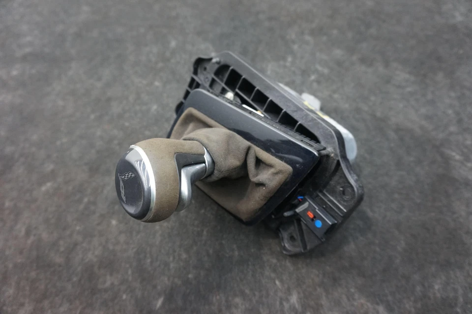 Auto Transmission Shifter OEM 23320197 Chevrolet Corvette C7 Grand Sport 2014-19 - Image 2 of 4