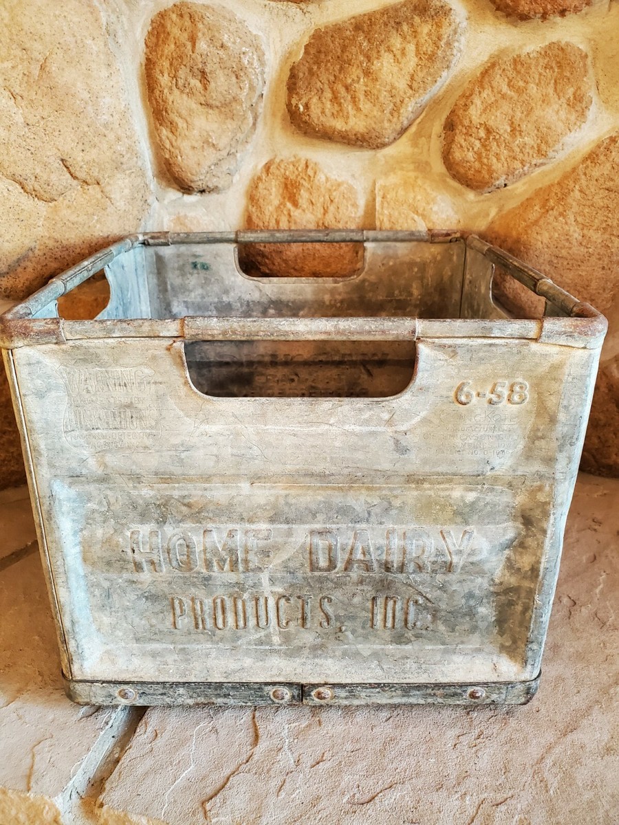 Vintage Galvanized Metal Milk Crate 1950's - PINKERTON'S Home