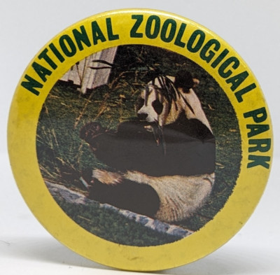 Vintage National Zoological Park Zoo Smithsonian Panda 1970er Anstecker Pin (P2502)