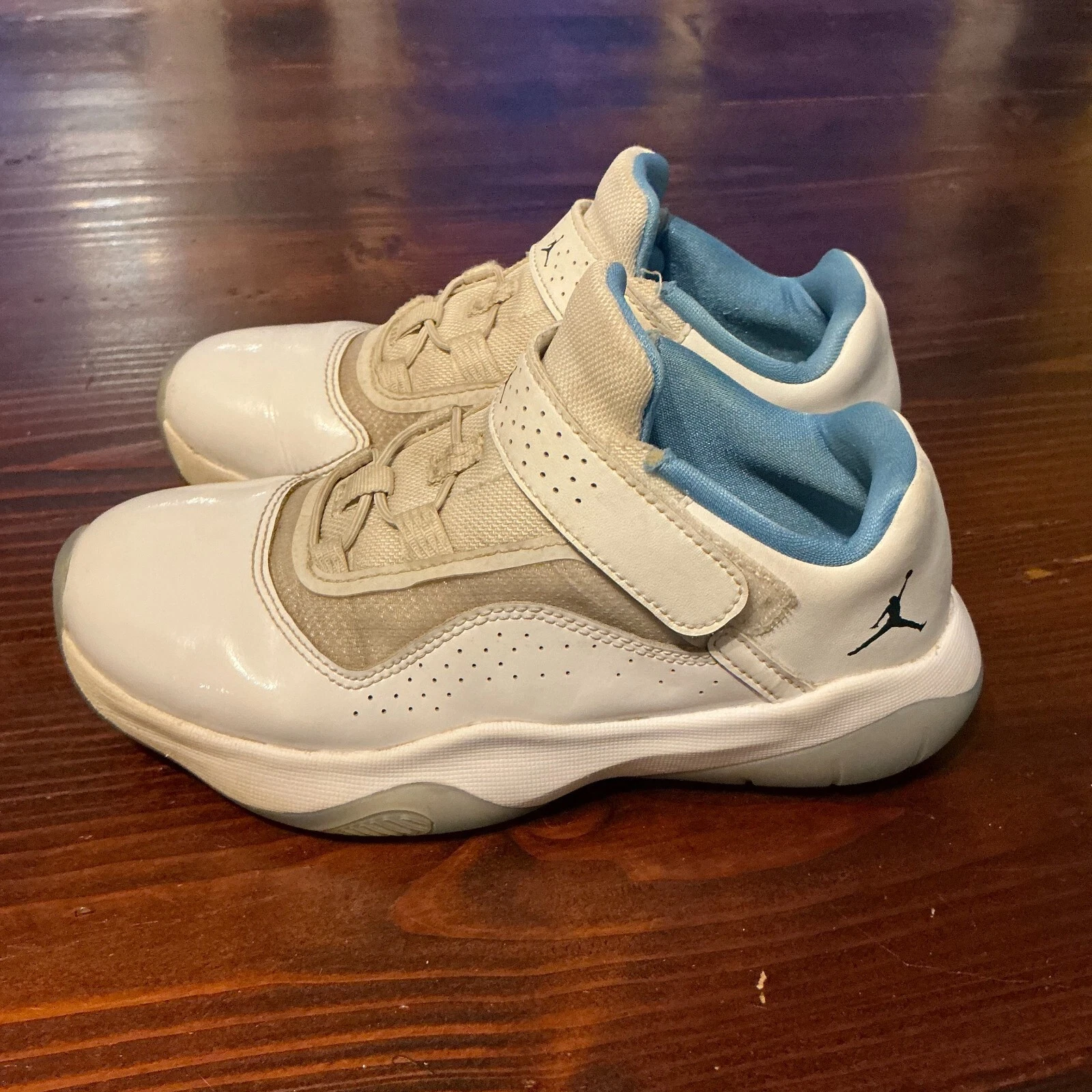 Nike Air Jordan 11 CMFT sneaker basse ragazzo 1 5 anni bianco beige gancio e passante CZ0905 100