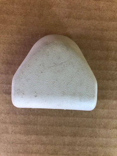 Tapa de perno para cinturón de seguridad Nissan Figaro 1991 - Imagen 3 de 4