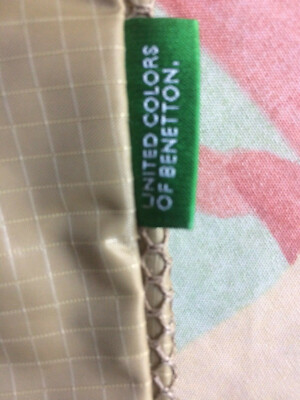 United Colors of Benetton Pochette Fourre Tout Kaki Imperméable Zip