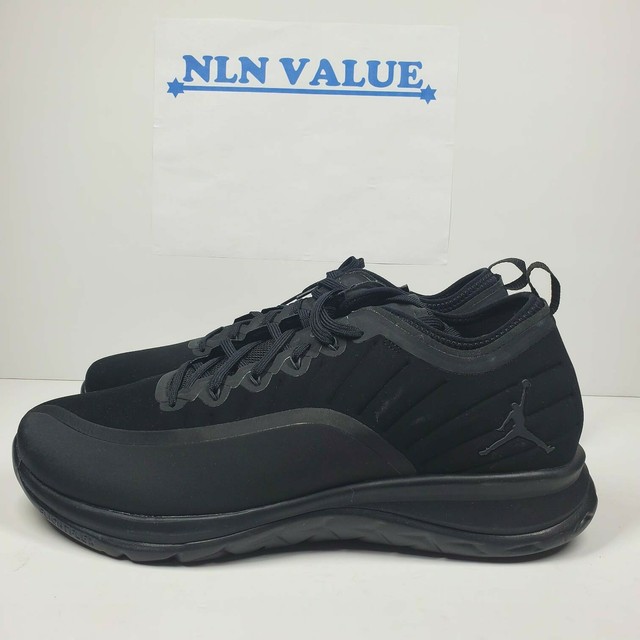 jordan trainer prime triple black