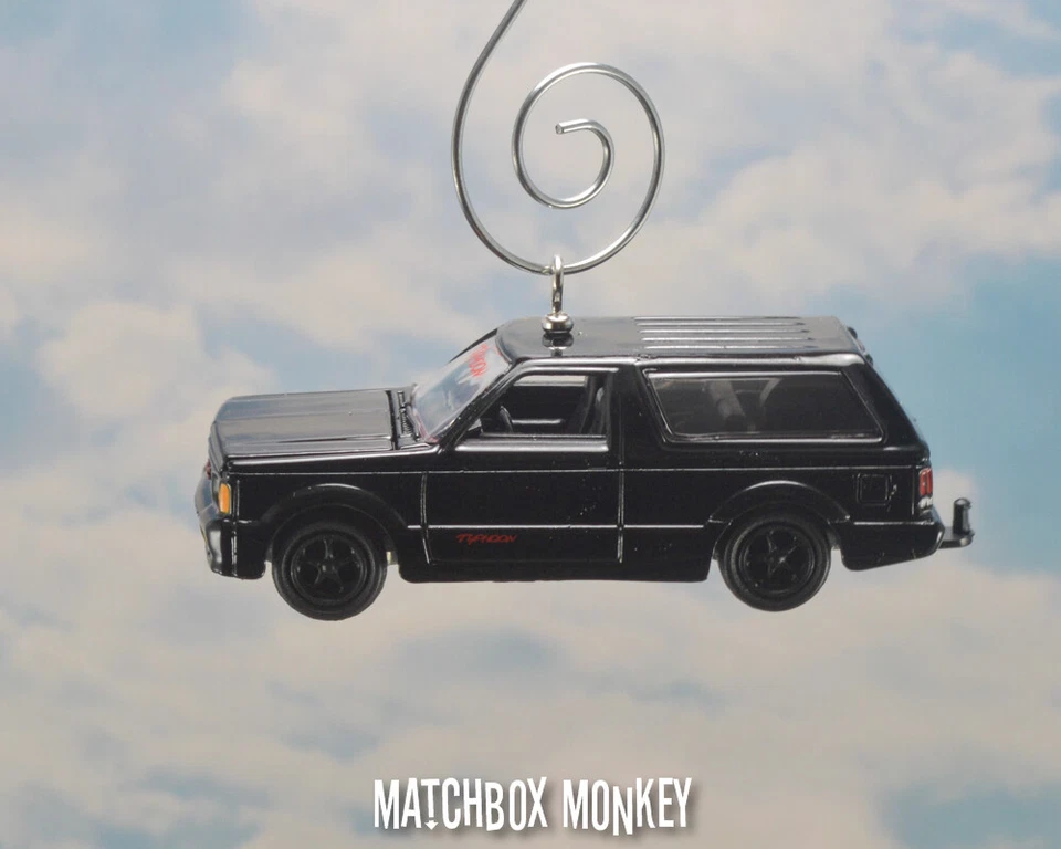 GMC Typhoon Negro Personalizado Adorno de Navidad 1/64 Bronco II Jimmy K5 Adorno Foto 2 de 4