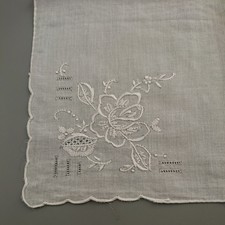 VINTAGE BESTICKTES TASCHENTUCH BRAUT