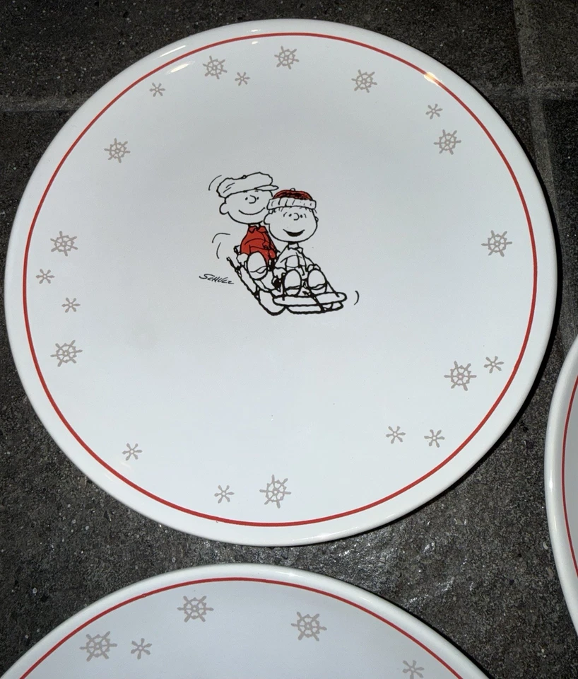Vintage Hallmark Peanuts Charlie Brown Christmas Snack Appetizer Plates Set Of 4 - Image 3 of 4