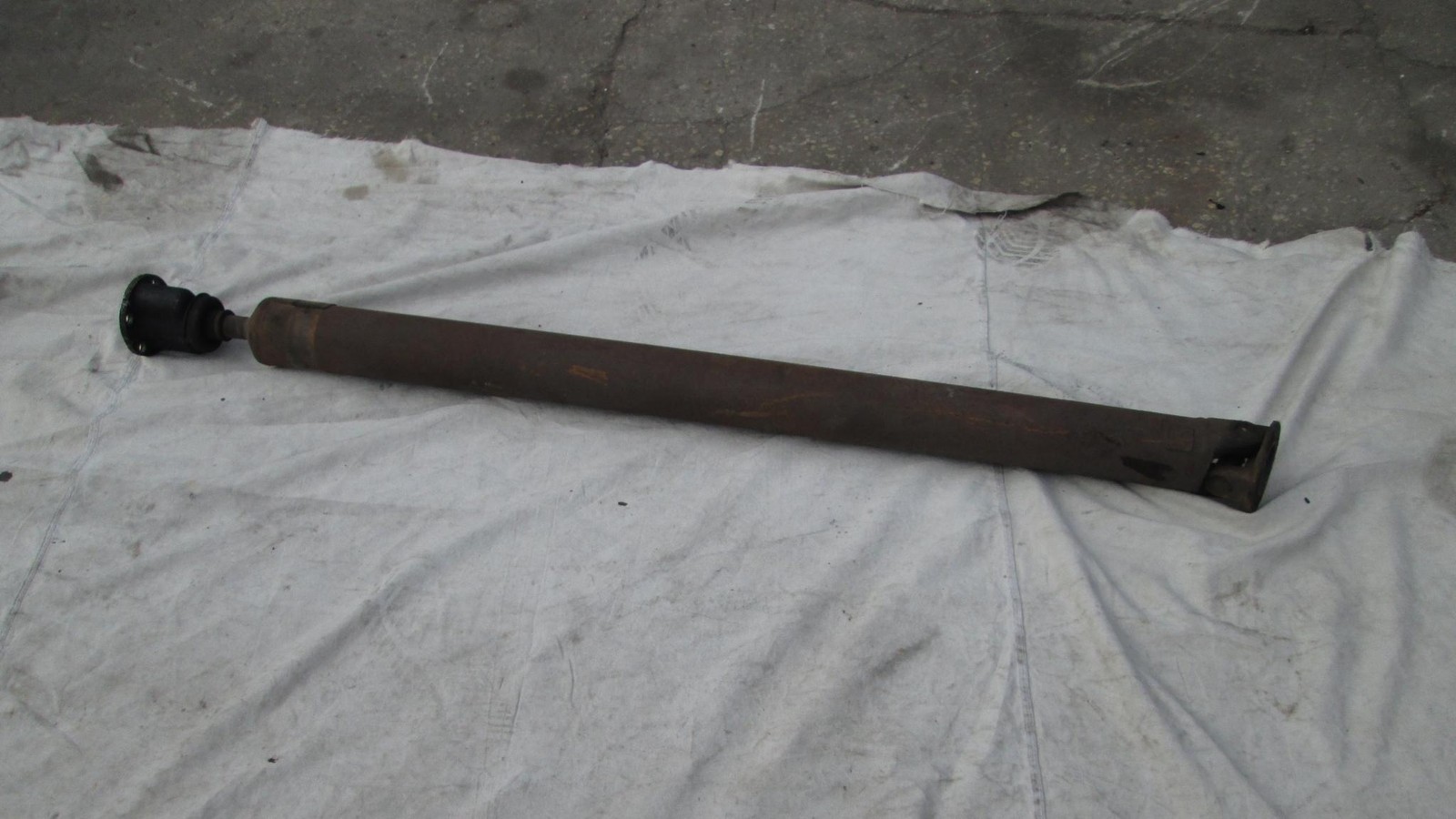 Rolls Royce Silver Shadow T1 driveshaft 1967 T1 SWB (USED)