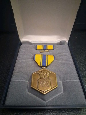 U.S. Air Force Commendation Medal With Bar and Ribbon In Presentation Case
