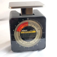Pelouze Model K5 Tabletop Mechanical Postal Scale Capacity 5 lb x 1/2 oz Vintage