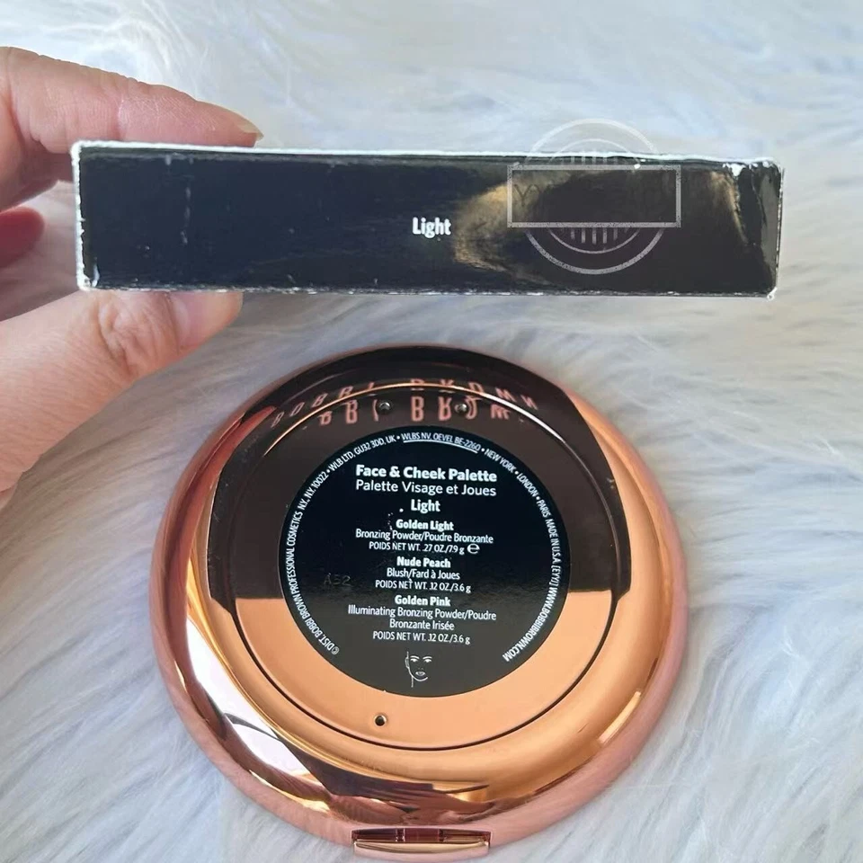 New Bobbi Brown Face & Cheek Palette~Light~Full size~Discontinued RARE - Image 4 of 4