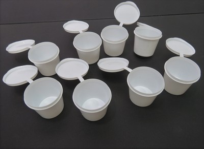 Weird Science 5 In 1 Coding Science Lab Replacement Set of 8 Plastic Cups