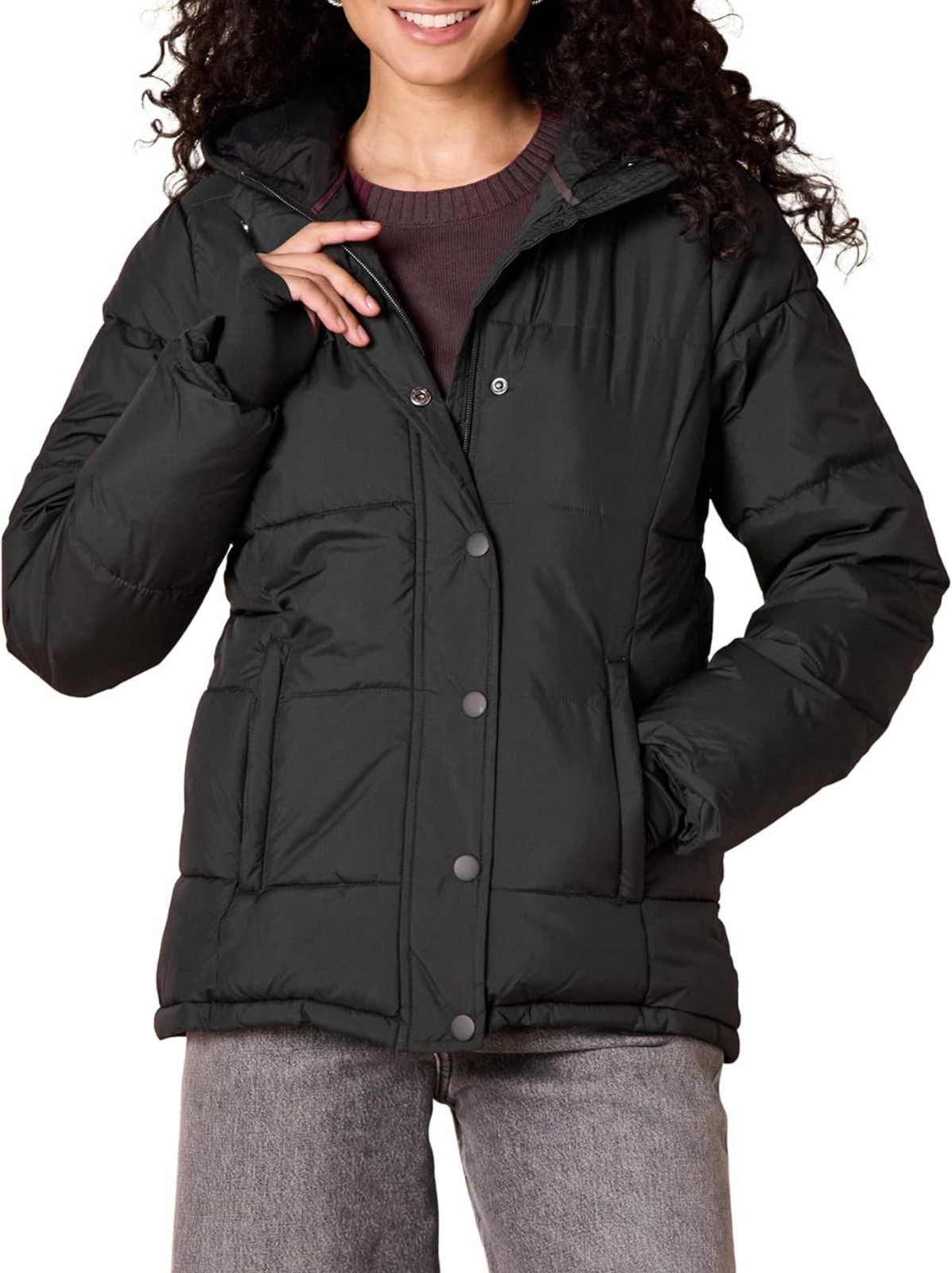 Amazon Essentials Women's Heavyweight Quilted Long-Sleeved Hooded Puffer Coat L