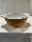Pyrex Cinderella Mixing Bowl In The Early American Pattern 3.5” High 1.5 Quart