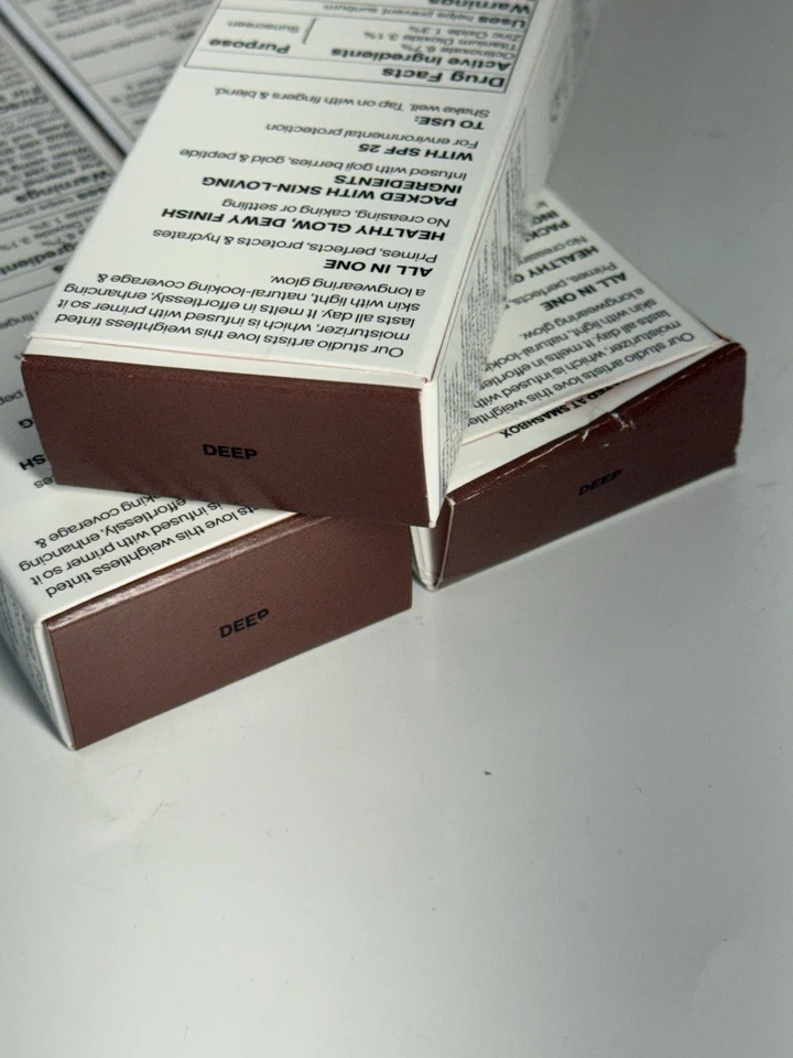 Smashbox HALO Healthy Glow All-In-One Tinted Moisturizer X3 - Image 2 of 3