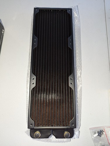 Thermaltake Pacific DIY Liquid Cooling System CL420 64mm Thick Copper Radiator - Afbeelding 6 van 9