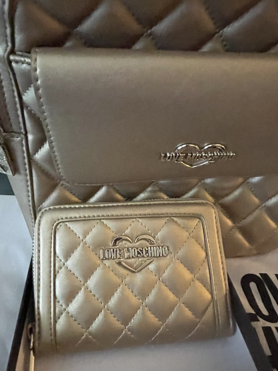 Love Moschino Quilted Metallic Backpack Amazon.com: Love Moschino Women main image 4