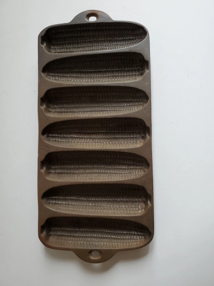 Vintage cast clearance iron cornbread pan