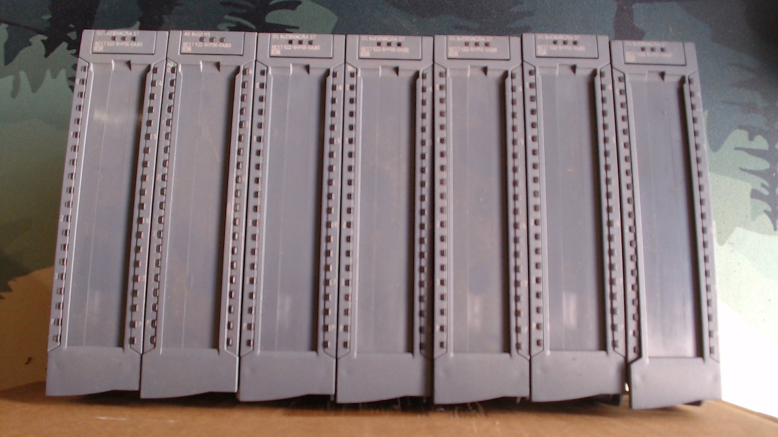Used Siemens 6ES7522-5HF00-0AB0 Output Module - Excellent Working Condition