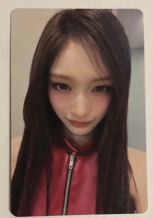 IVE revive+ 4/19 OSAKA Official Photo card Trading card PC | eBay