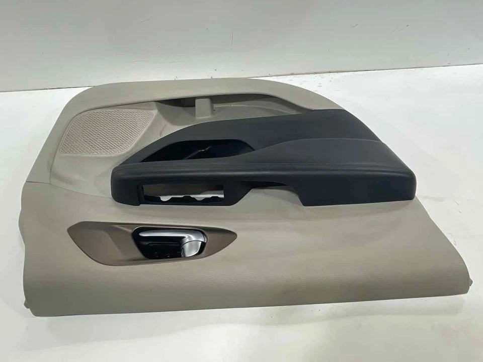 Se adapta a 17-19 CHRYSLER PACIFICA panel de moldura de puerta de conductor delantero izquierdo negro/aleación OEM Foto 3 de 4