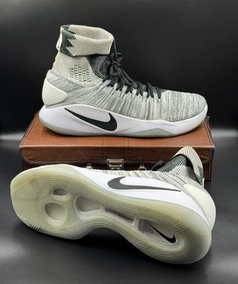 Preços baixos em Nike Hyperdunk 2016 Flyknit Black White | eBay