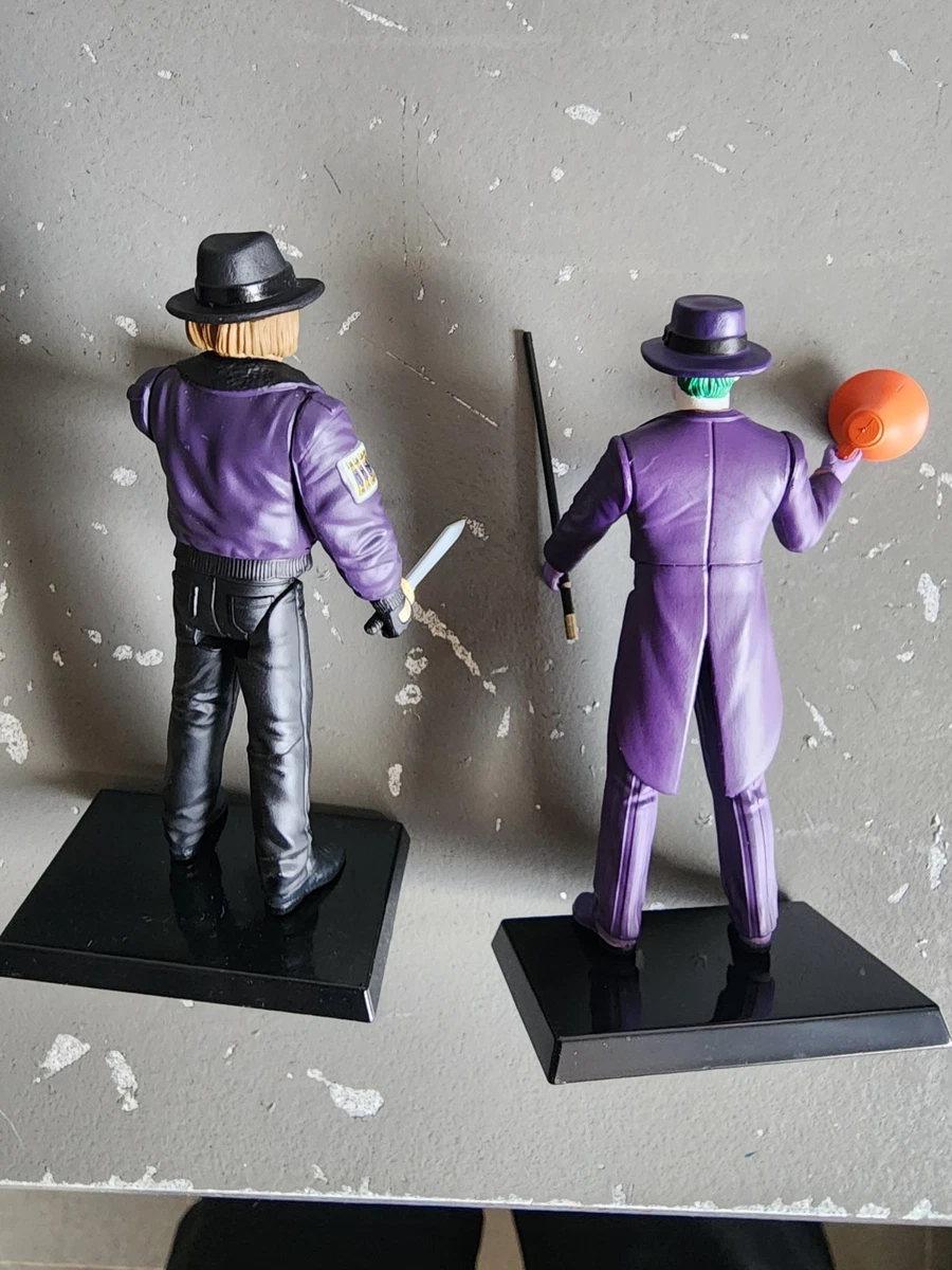 MEZCO BATMAN 1989 JOKER , BOB , BATMAN 3.75 ACTION FIGURES AND BATMOBILE