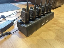 Tait TP8115 H6 x 6 UHF prog to UHF CB 80Ch With M/U Charger