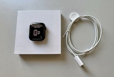 Apple Watch Series 7 GPS + Cellular 45mm Titan Space Schwarz / Black