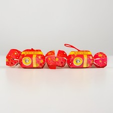  2 BURTS BEES A Bit Of Burt's Bees Gift Set, Beewax Lip Blam  Hand Salve - TWO