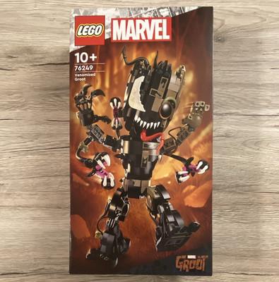 LEGO Marvel Super Heroes 76249 Venomized Groot 630 Teile 10+
