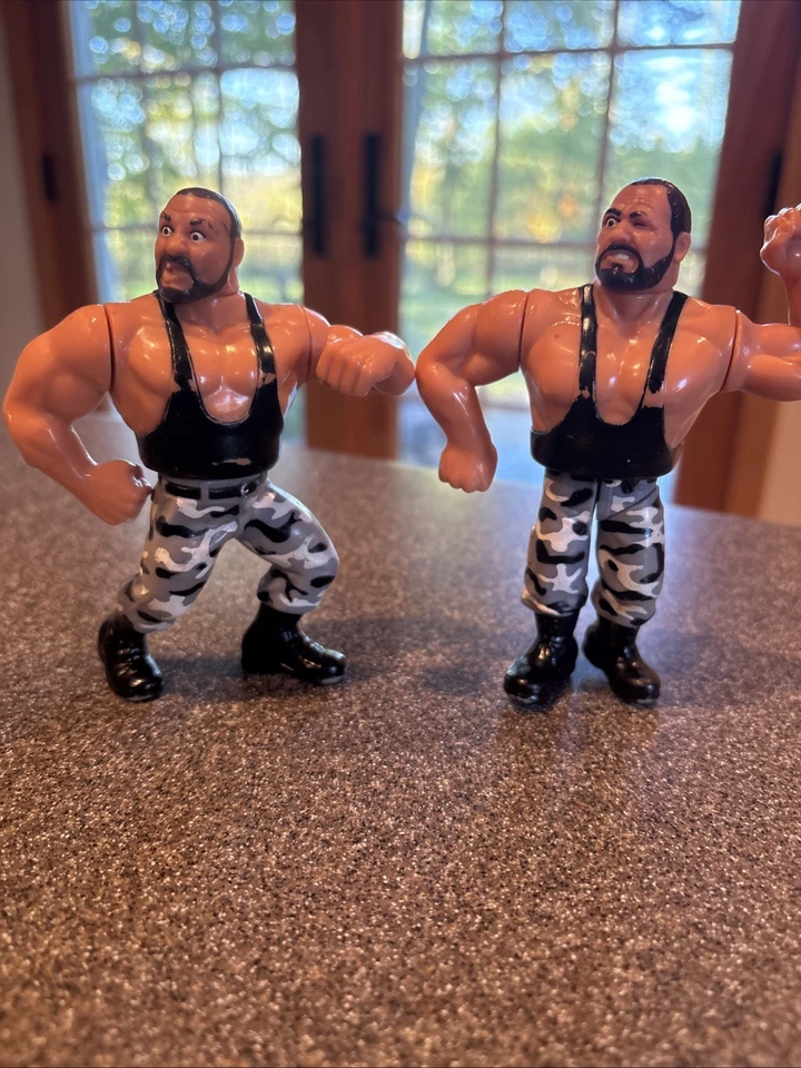 WWF Hasbro Bushwackers Luke & Butch Serie 2 1991 Vintage Titan Sports Funcionando Foto 2 de 4