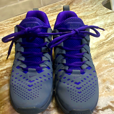 Nike Free Women s Gray/Purple Lace-Up Low Top Athletic Sneakers Rubber Sole