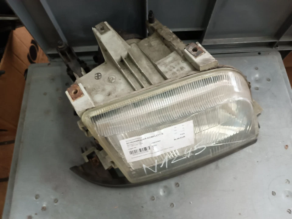 Original Renault Clio I Typ 57 Frontscheinwerfer Scheinwerfer rechts - Bild 2 von 4