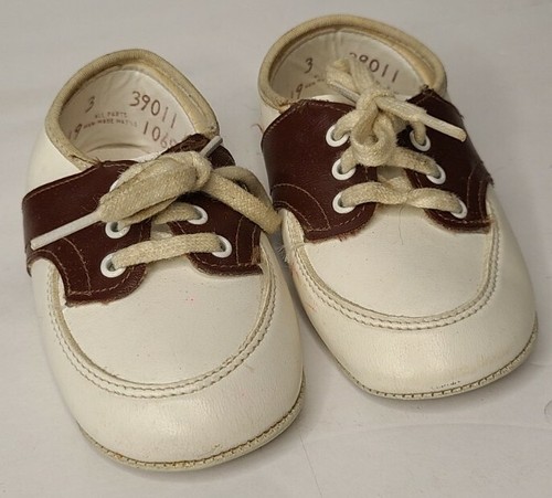 Vintage 1960s Baby Saddle Shoes 
