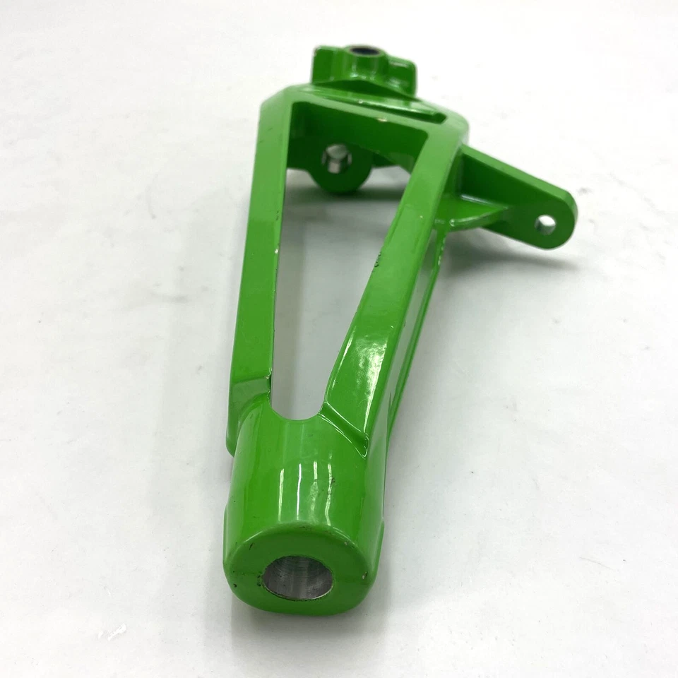 Brazo de dirección delantero derecho ARCTIC CAT M6000 M7000 M8000 M9000 2014-2015 Foto 3 de 4