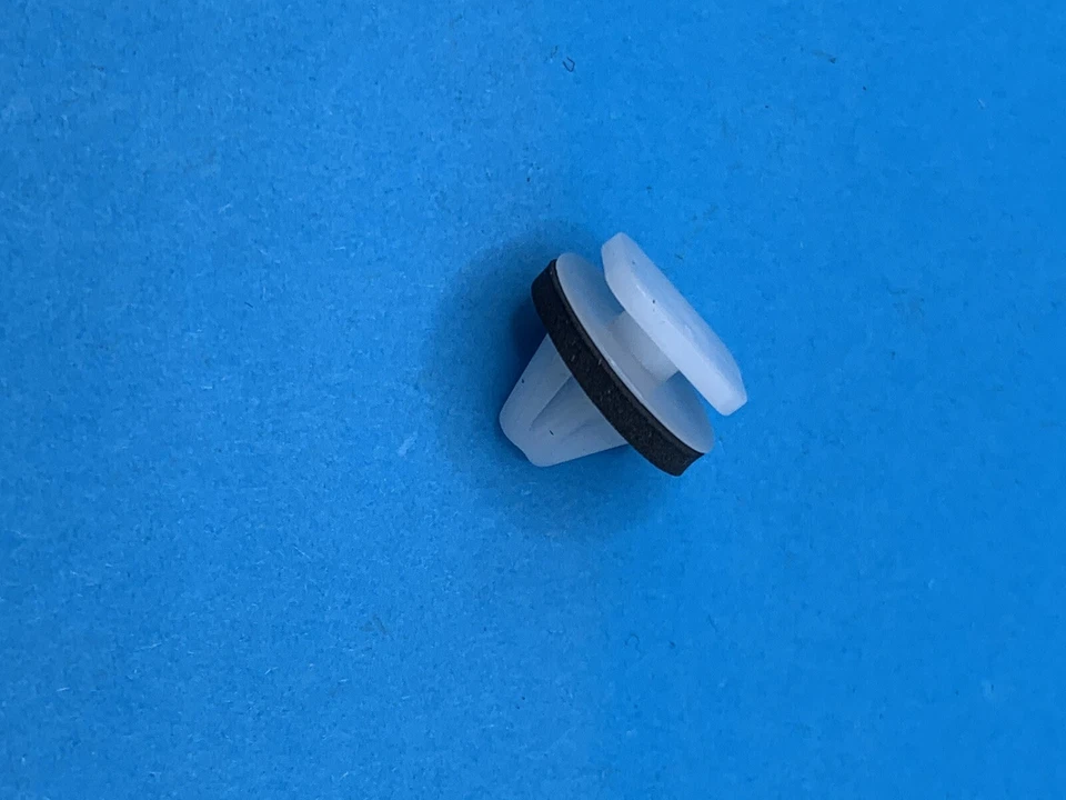 (QTY 6) Interior Door Handle Trim & Wheel Opening Retainer Clip for GM 11610700 - Image 2 of 4