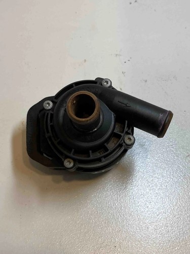 VW CRAFTER 30-50 Flatbed  2F ZUSATZWASSERPUMPE a2118350028 2.00 Diesel 32576521